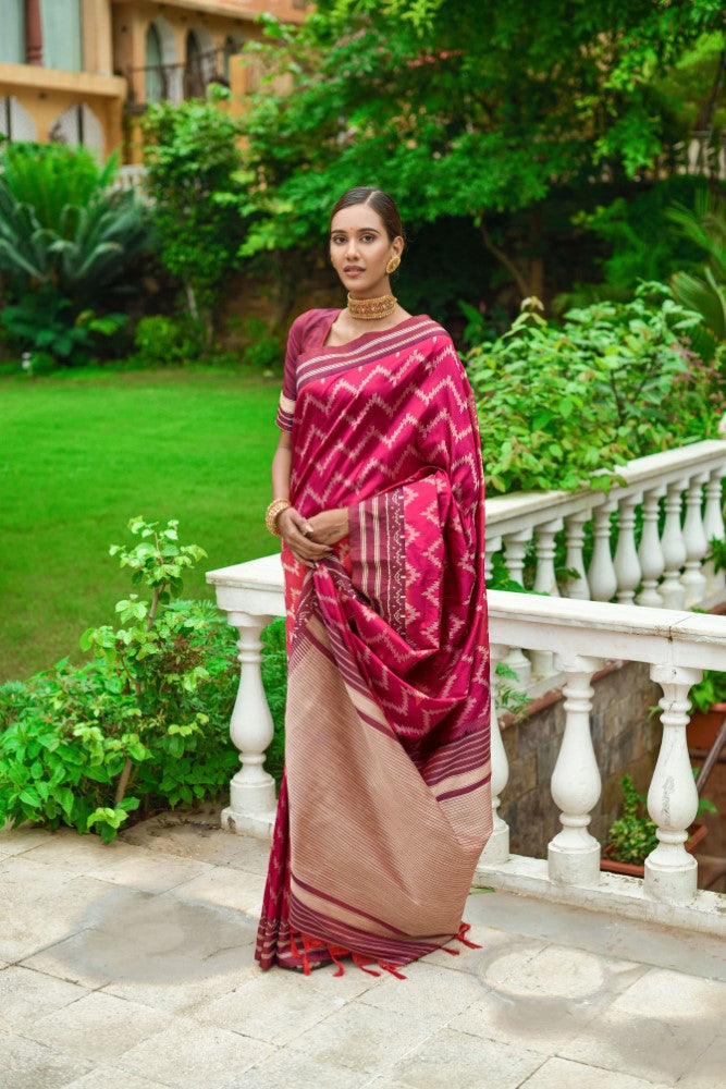 Women's wear saree Soft raw silk fabric Tone to tone weaving saree with contrast woven pallu